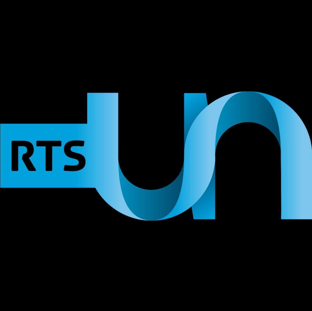 5767277253686839095_121-min